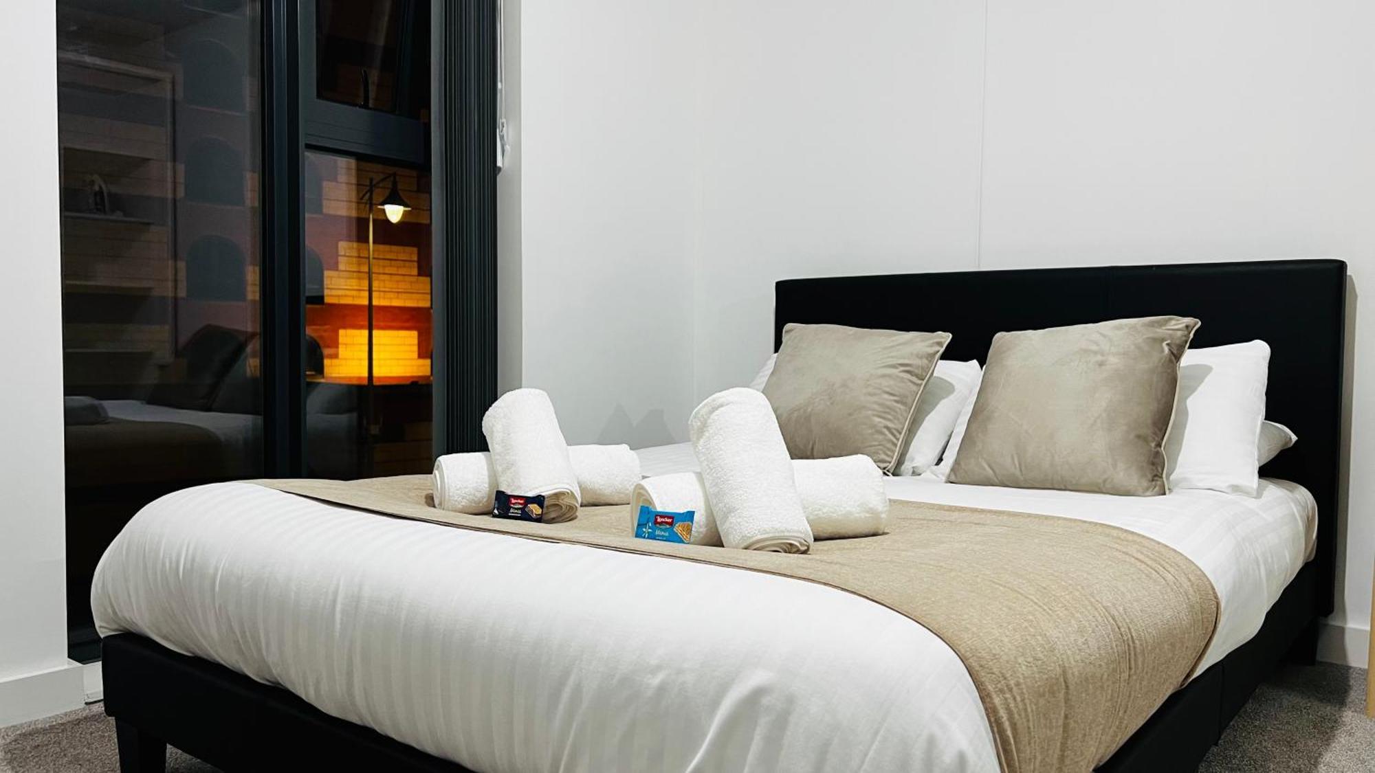 Last-Minute Specials L Book It Now L Sleeps Up To 4 L 2 Bed 2 Bath - Gym - Prime Birmingham Location L Jvt Short Lets ภายนอก รูปภาพ