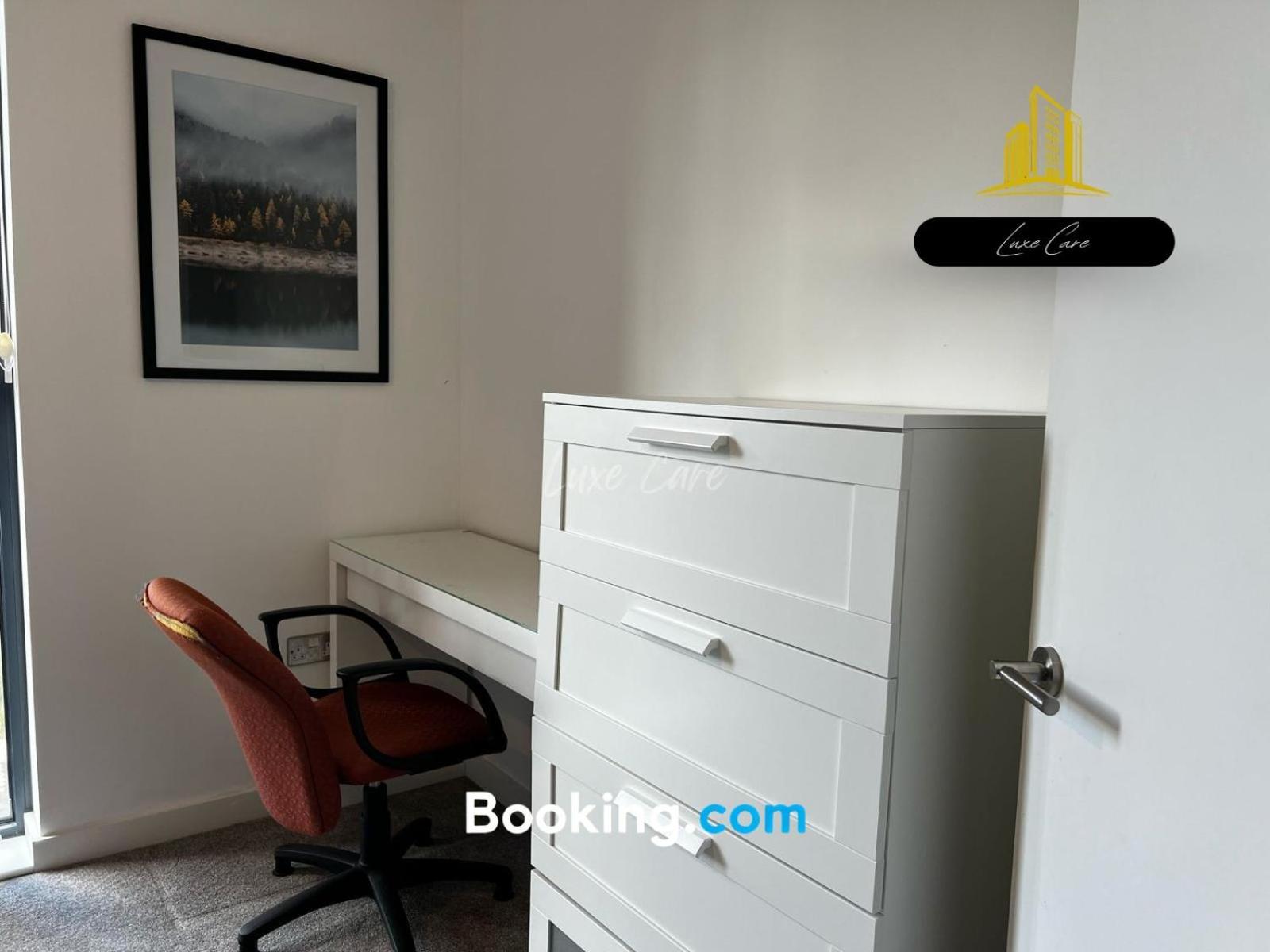 Last-Minute Specials L Book It Now L Sleeps Up To 4 L 2 Bed 2 Bath - Gym - Prime Birmingham Location L Jvt Short Lets ภายนอก รูปภาพ